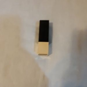 Estee Lauder Pure color Envy lipstick